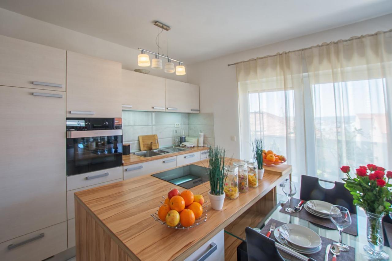 Judita Trogir Extérieur photo